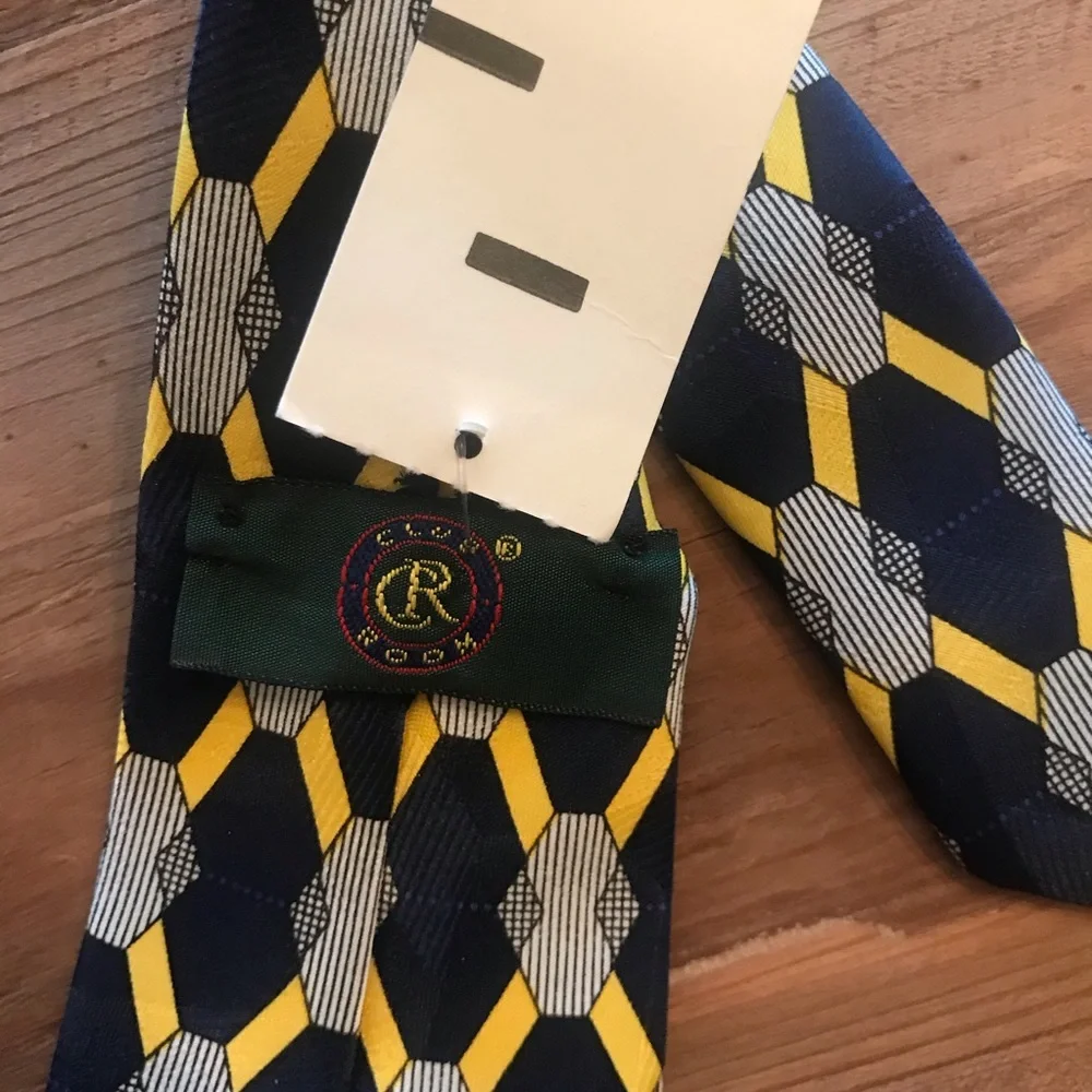 Club Room Kids 11” Clip on Tie Navy Blue/Yellow